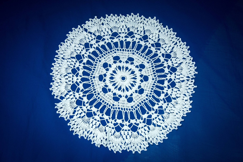 Салфетка «Василёк».Автор Артюх Г.И.