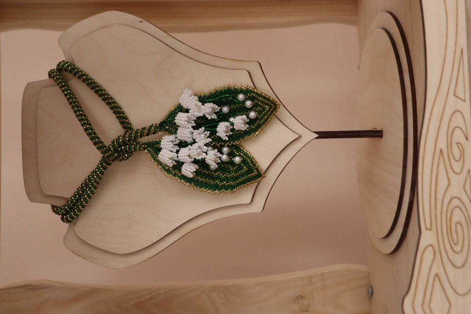 Подвеска Весна