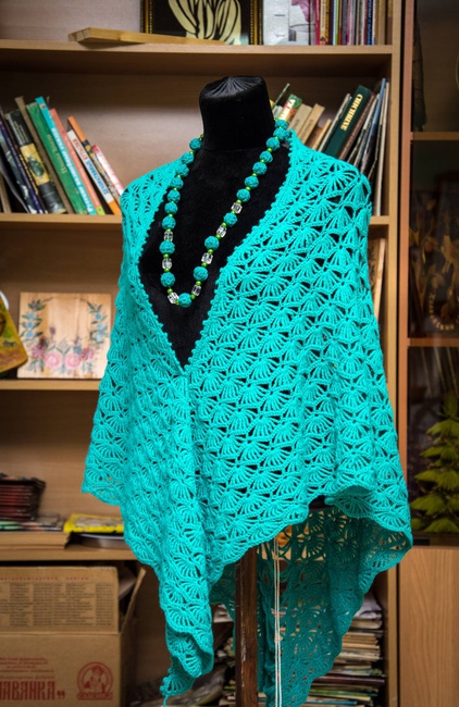 Шаль «Бирюза».Автор Артюх Г.И.