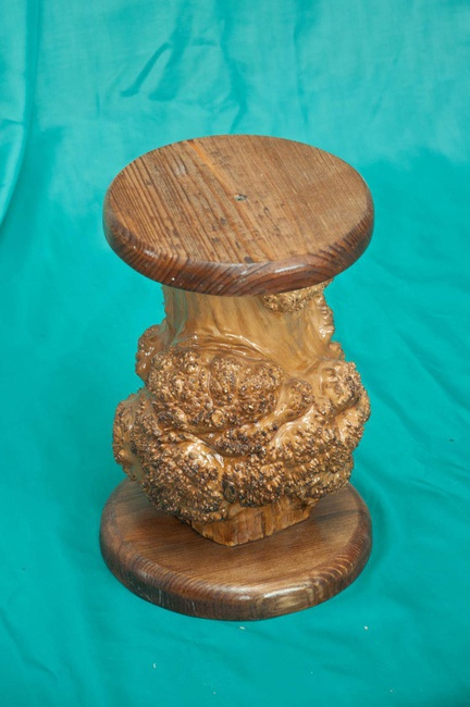 Подставка «Волшебный пенёк». Автор Урясов Н.П.